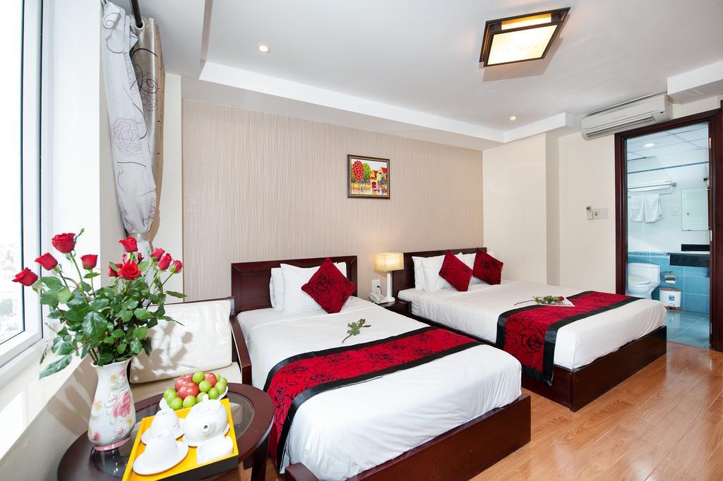 Truong Son Tung 1 - Beautiful Beach Hotel Da Nang Ruang foto